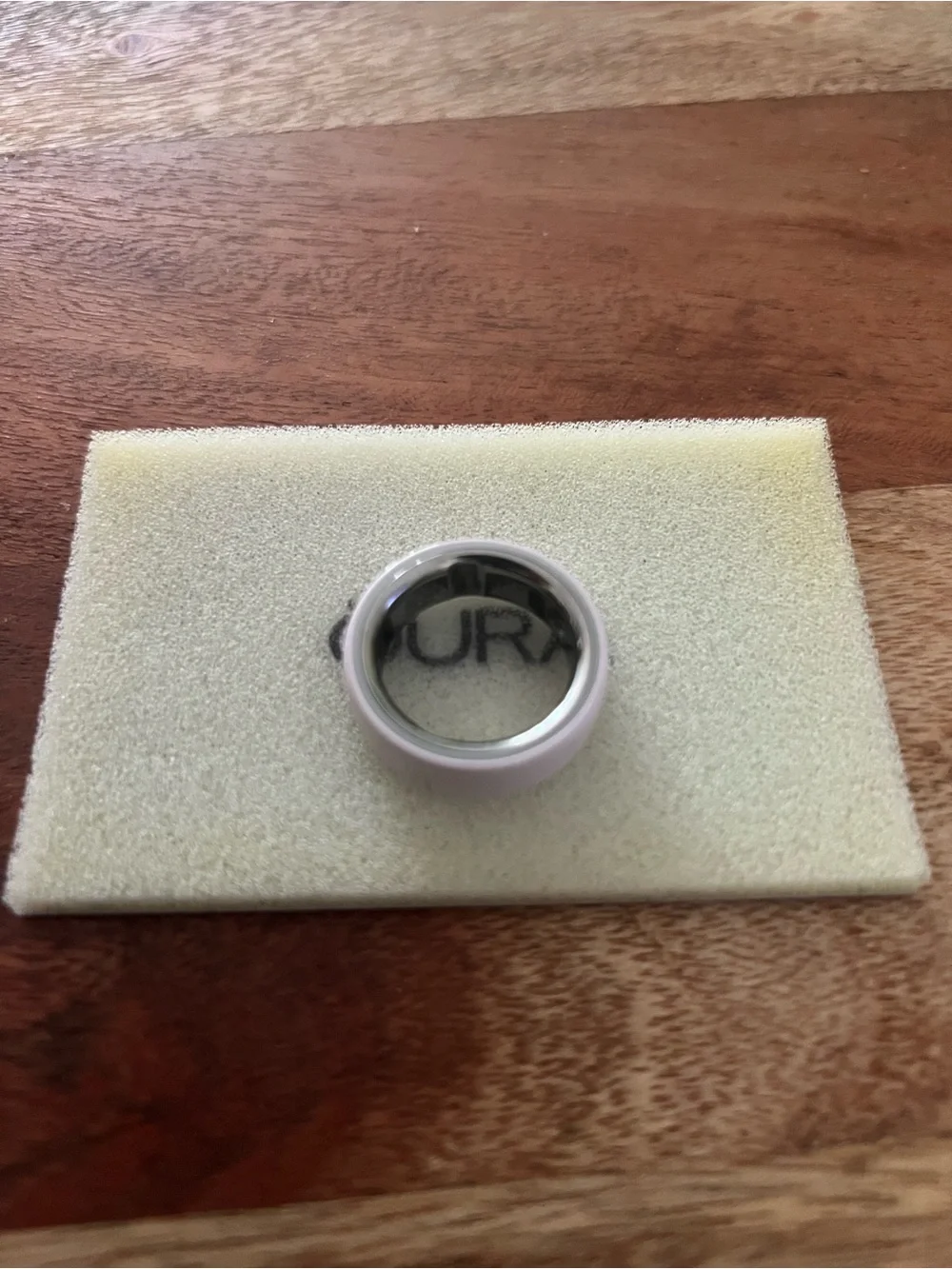 Oura Ring 4 - Ceramic Pink Petal - Size 9